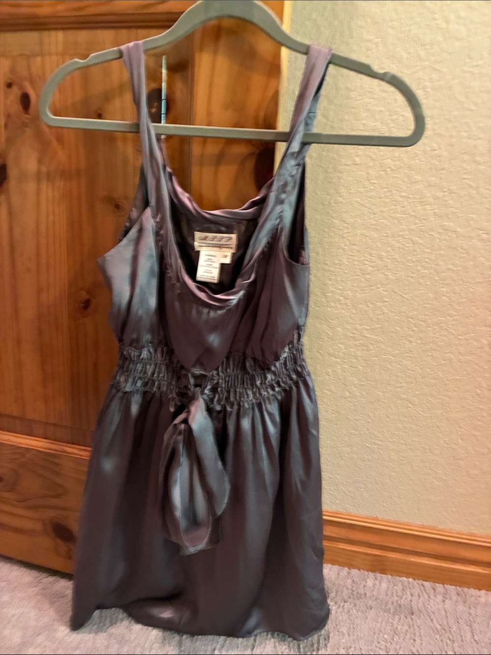 Max Studio Specialty Products (MSSP)gray tie front tank blouse.  100% silk